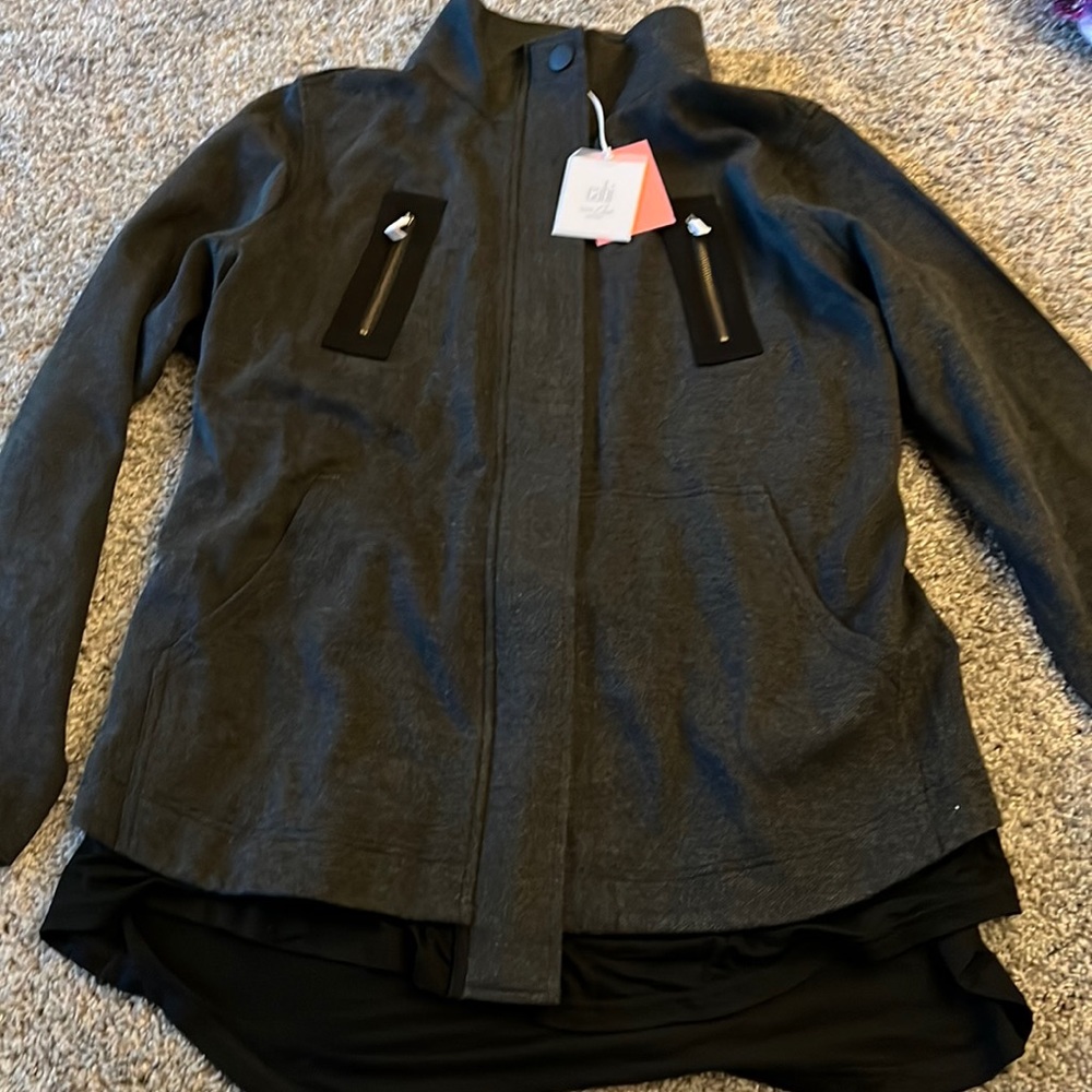 Cabi Love Carol collection Mesh back zip up jacket size Large